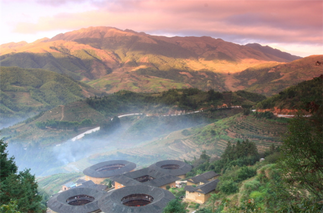 走进福建,体验亚热带风光与情调,感受八闽大地独具的古朴与风俗